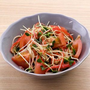 「トマトとかにかまぼこのポン酢サラダ」のレシピ動画