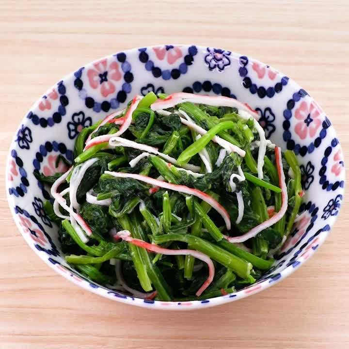 ほうれん草とかにかまぼこのフレンチサラダ