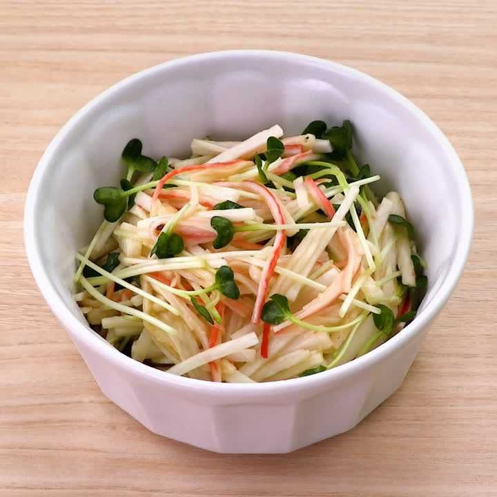 長芋とかにかまぼこの和風サラダ