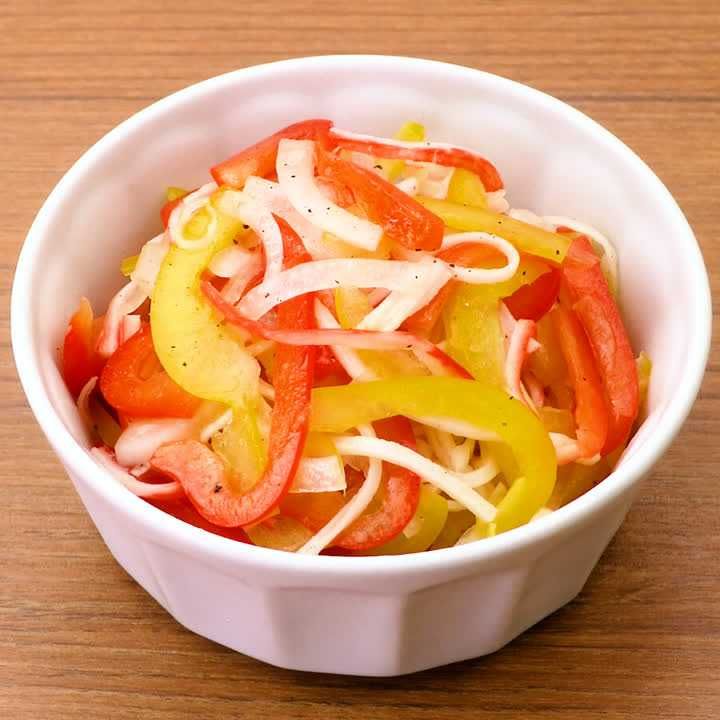 パプリカとかにかまぼこのイタリアンサラダ