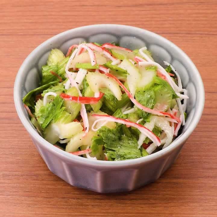 セロリとかにかまぼこのイタリアンサラダ