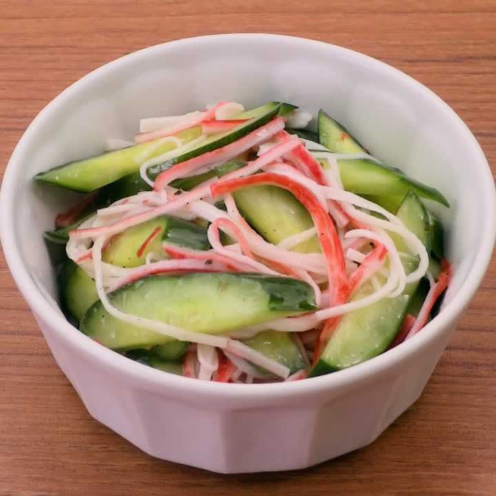 きゅうりとかにかまぼこのイタリアンサラダ