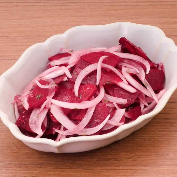 【簡単】ビーツを使った絶品サラダ♪おしゃ見えレシピ5選