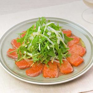 彩りきれい ビンチョウマグロのカルパッチョのレシピ動画 作り方 Delish Kitchen