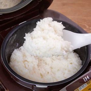 「無洗米の炊き方」のレシピ動画