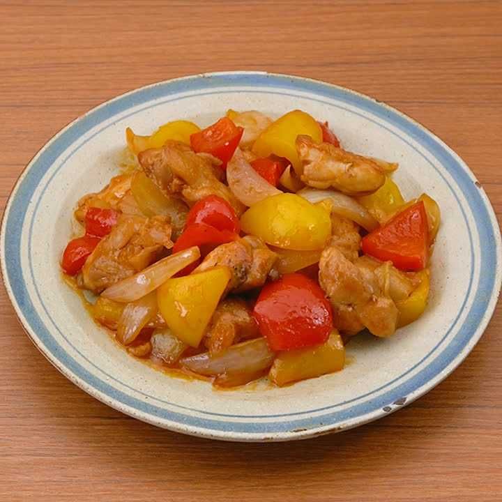 鶏肉とパプリカのケチャップ炒め