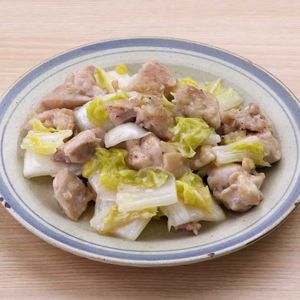 「鶏肉と白菜のねぎ塩炒め」のレシピ動画