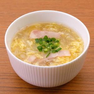 「もやしと玉ねぎの中華スープ」のレシピ動画