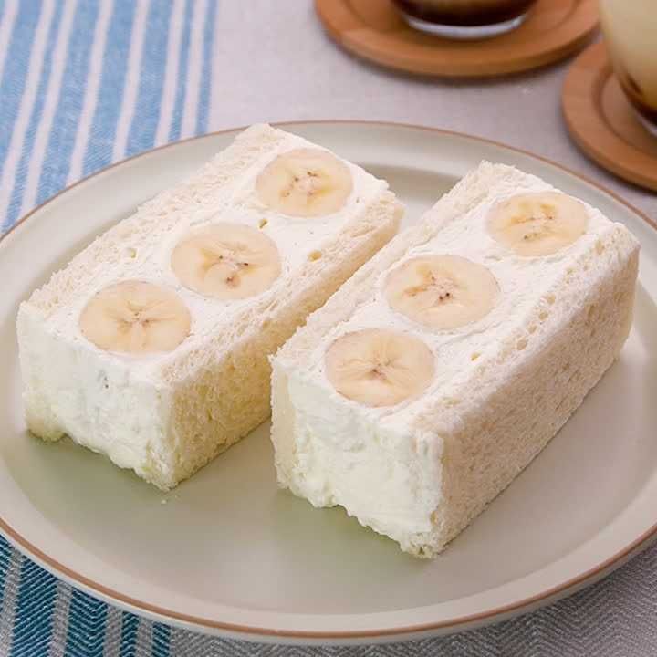 バナナのフルーツサンド