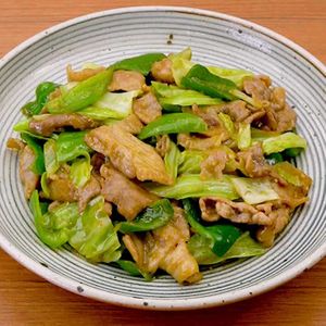 「豚こまキャベツのカレー炒め」のレシピ動画