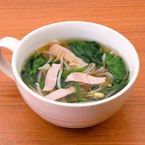 ほうれん草ともやしの中華スープ