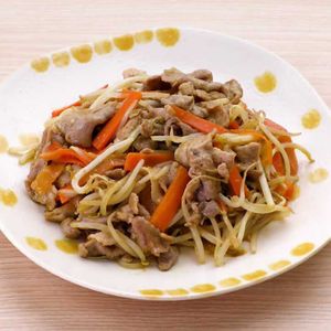 豚肉とにんじんのもやしカレー炒め