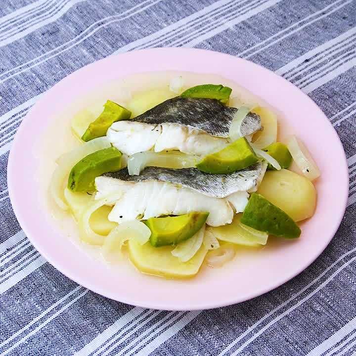 たらとじゃがいものハーブ蒸し