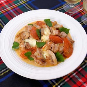 「フライパン一つでイタリアンチキン」のレシピ動画