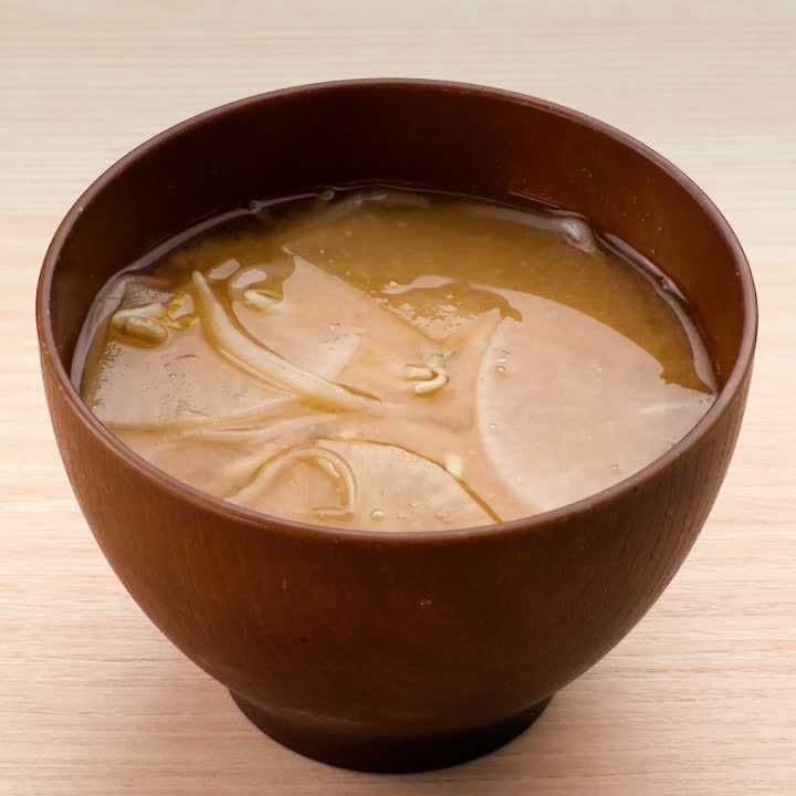 もやしと大根の味噌汁