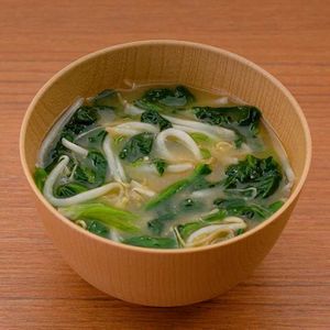 もやしとほうれん草の味噌汁