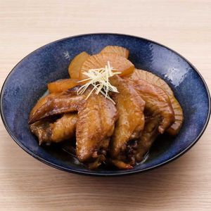 「手羽先と大根の煮物」のレシピ動画
