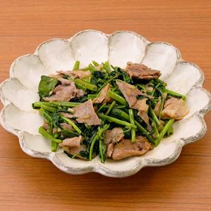 「豚肉と空芯菜のオイスター炒め」のレシピ動画