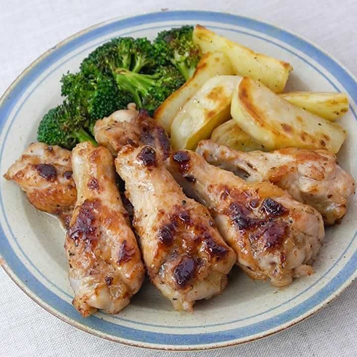 手羽元の旨塩ガーリックバターソテー