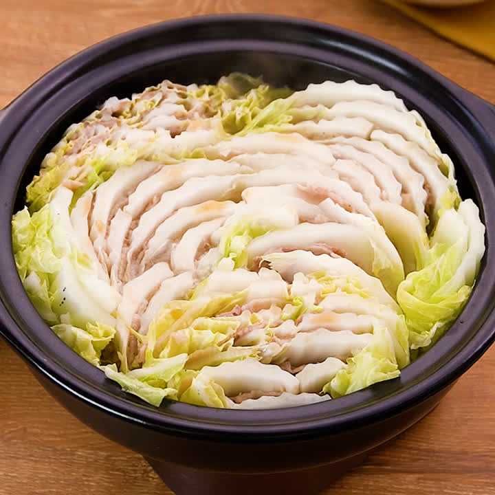 豚バラと白菜の塩ミルフィーユ鍋