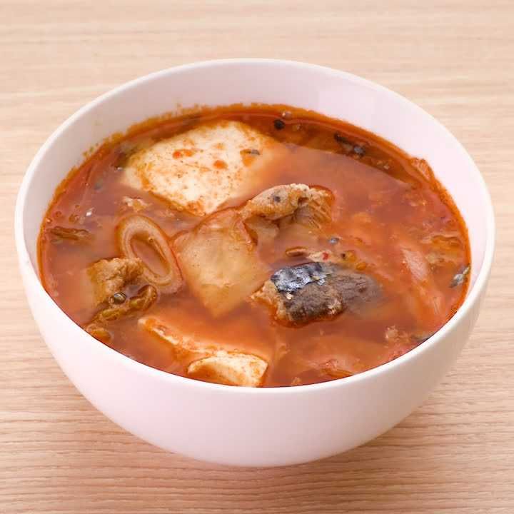 簡単おいしい サバ缶で簡単キムチチゲのレシピ動画 作り方 Delish Kitchen