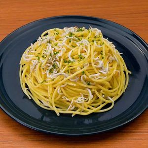 風味がやみつきになる 薬味たっぷりゆずこしょうパスタのレシピ動画 作り方 Delish Kitchen 風味がやみつきになる 薬味たっぷりゆずこしょうパスタのレシピ動画 作り方 Delish Kitchen