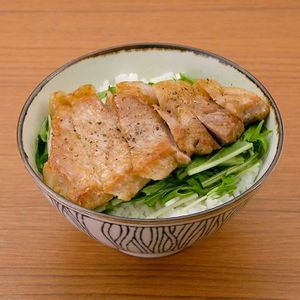 「ポークソテー丼」のレシピ動画