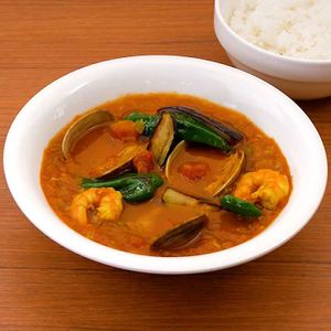 「シーフードのスープカレー」のレシピ動画