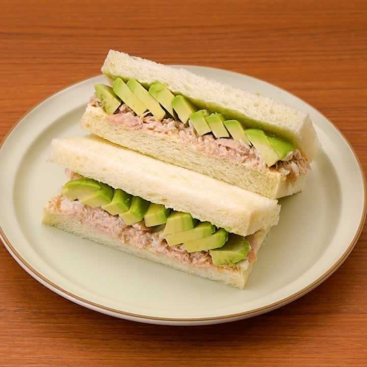 軽食といえばこれ！ アボカドとツナのサンドイッチのレシピ動画・作り方 DELISH KITCHEN