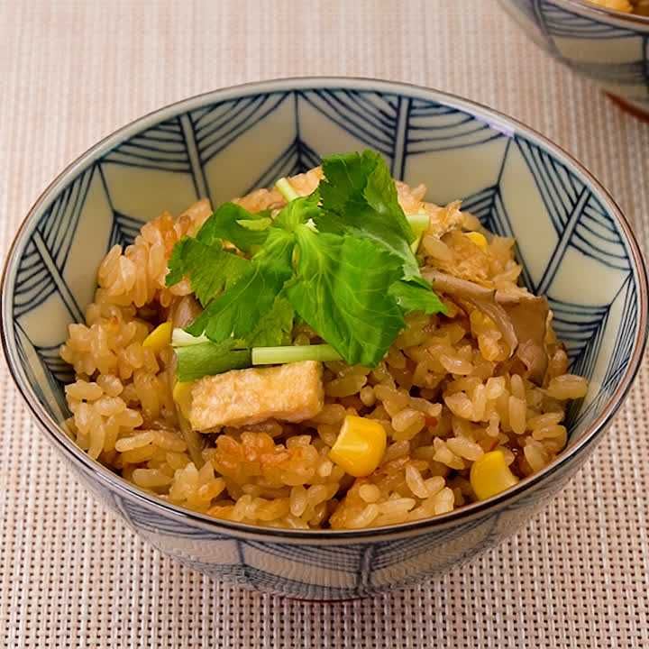 まいたけとコーンの炊き込みご飯