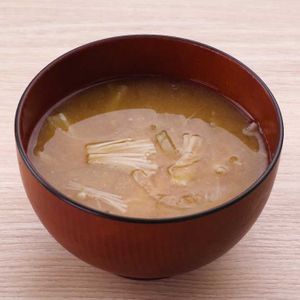 えのきと玉ねぎの味噌汁