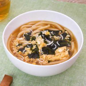 「しらすとわかめ入りかきたまうどん」のレシピ動画