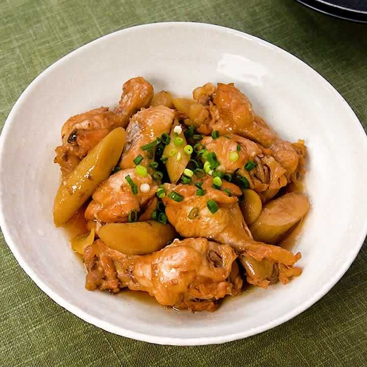 鶏手羽元の黒酢煮