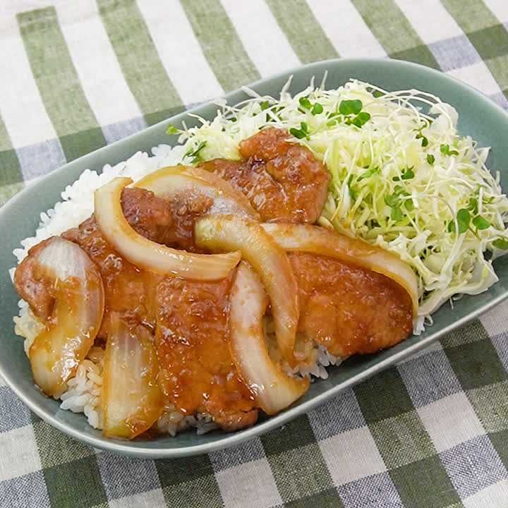 豚ヒレ肉の甘辛ポークジンジャー丼