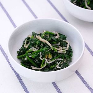 ほうれん草とじゃこのごま和え
