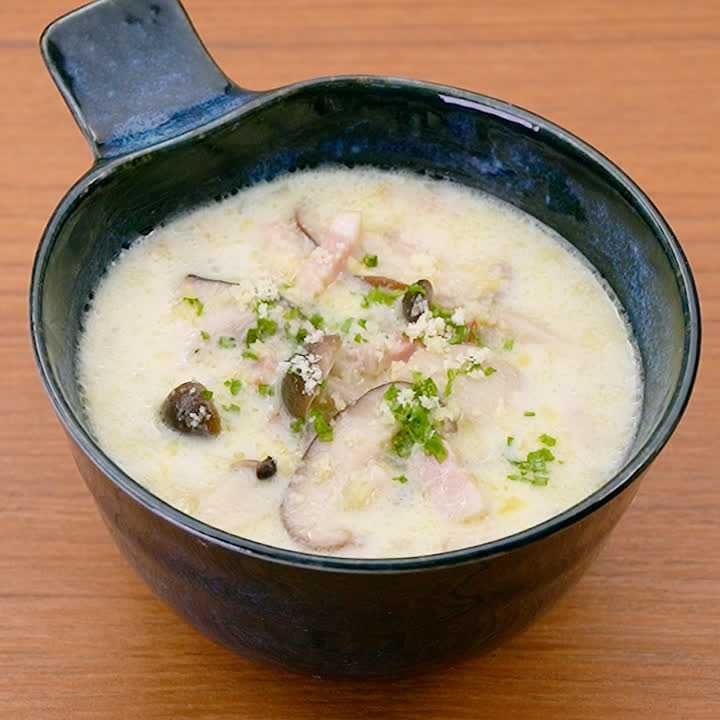 きのことベーコンの豆乳スープ