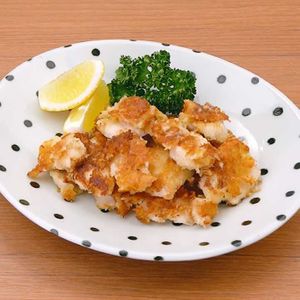 鶏肉のコンソメパン粉焼き