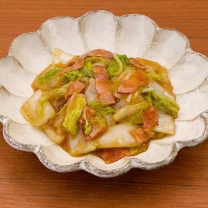 「ベーコンと白菜のとろみ炒め」のレシピ動画