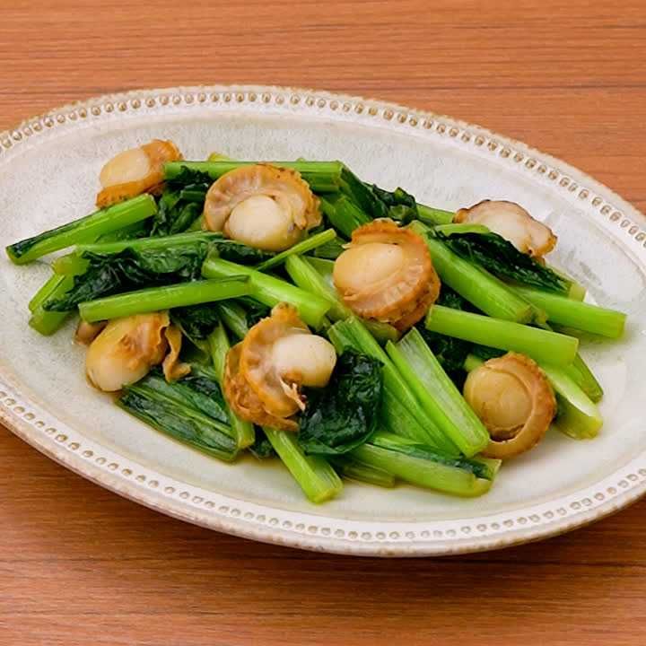 お手軽副菜 小松菜とホタテのバター醤油炒めのレシピ動画 作り方 Delish Kitchen