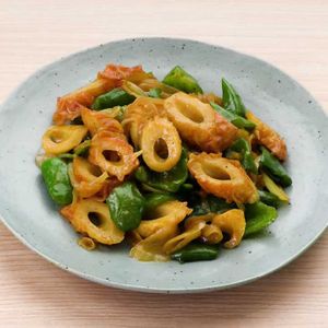 「ちくわと野菜のカレー炒め」のレシピ動画