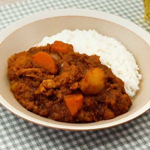 「無水ポークカレー」のレシピ動画