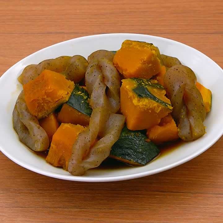 ほっこり素朴な一品♪ かぼちゃとこんにゃくの煮物のレシピ動画・作り方 | デリッシュキッチン