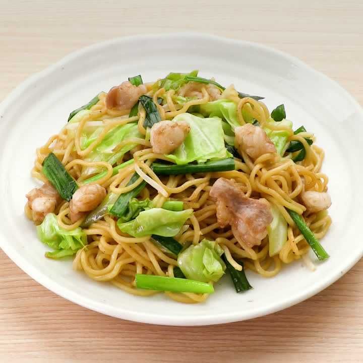 ホルモン入り醤油焼きそば