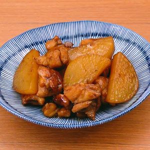 「鶏肉の梅酒煮」のレシピ動画