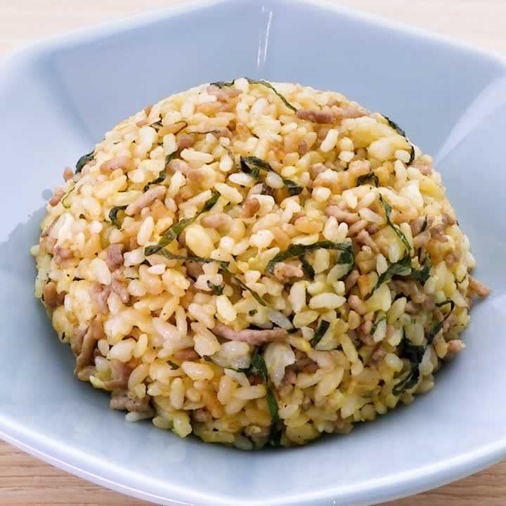 大葉たっぷりガーリックチャーハン