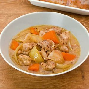 「下味冷凍 鶏肉とにんじんのハニーマスタード煮」のレシピ動画