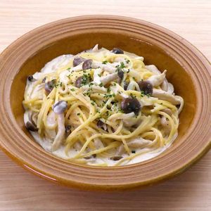 「アンチョビクリームパスタ」のレシピ動画
