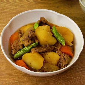 「味しみ肉じゃが」のレシピ動画