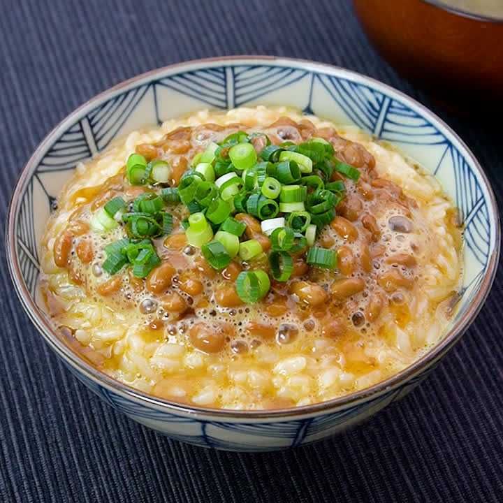 ご飯がすすむ♪ 納豆卵かけご飯のレシピ動画・作り方 DELISH KITCHEN