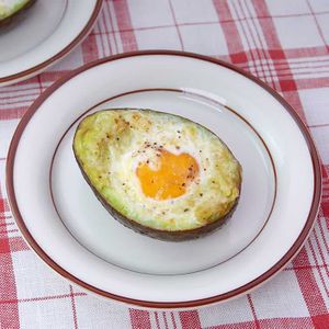 アボカドエッグ